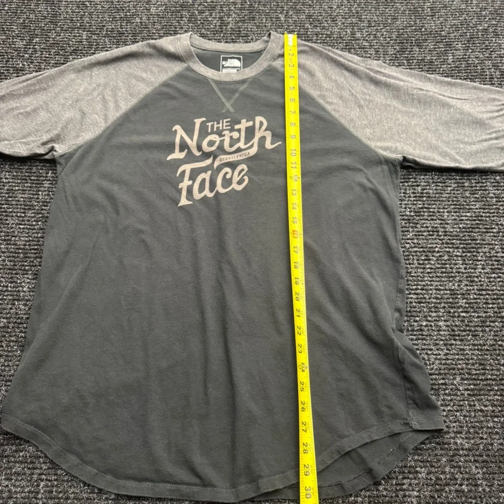 The North Face Mens XL Raglan Baseball Tee 3/4 Sleeve Grey Graphic T-Shirt